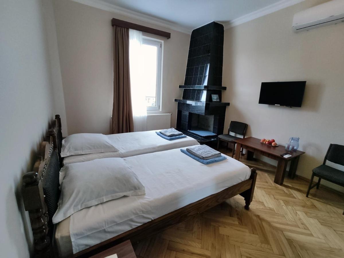 Guesthouse White Swan Кобулеті Екстер'єр фото