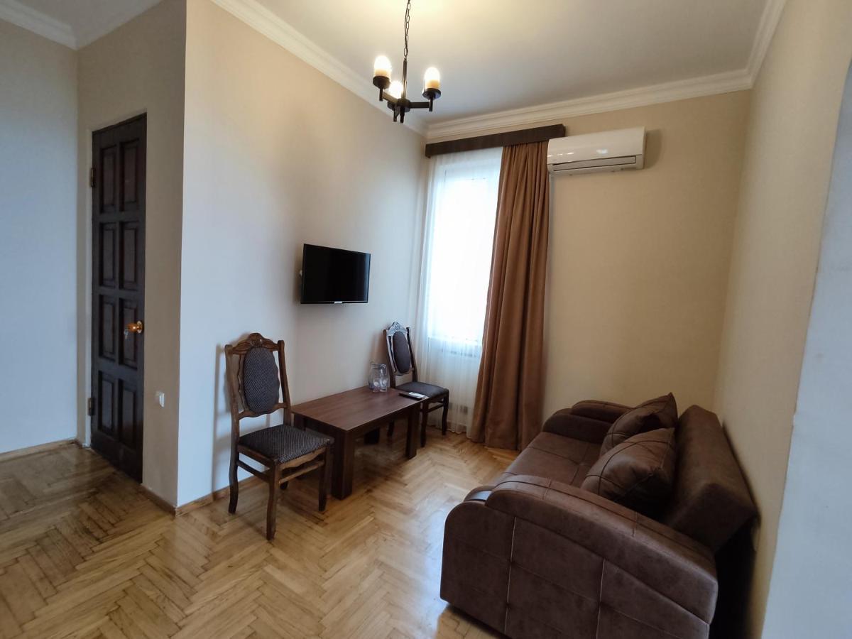Guesthouse White Swan Кобулеті Екстер'єр фото