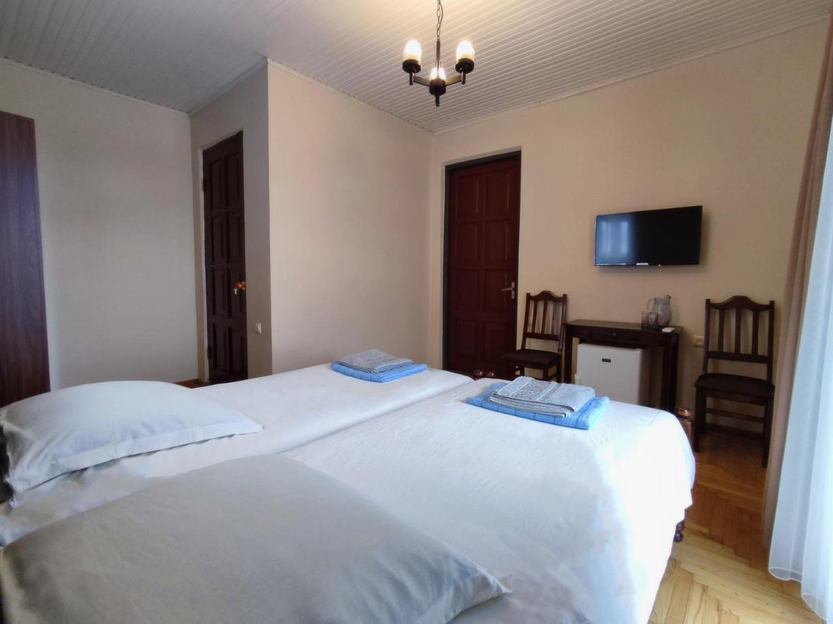 Guesthouse White Swan Кобулеті Екстер'єр фото