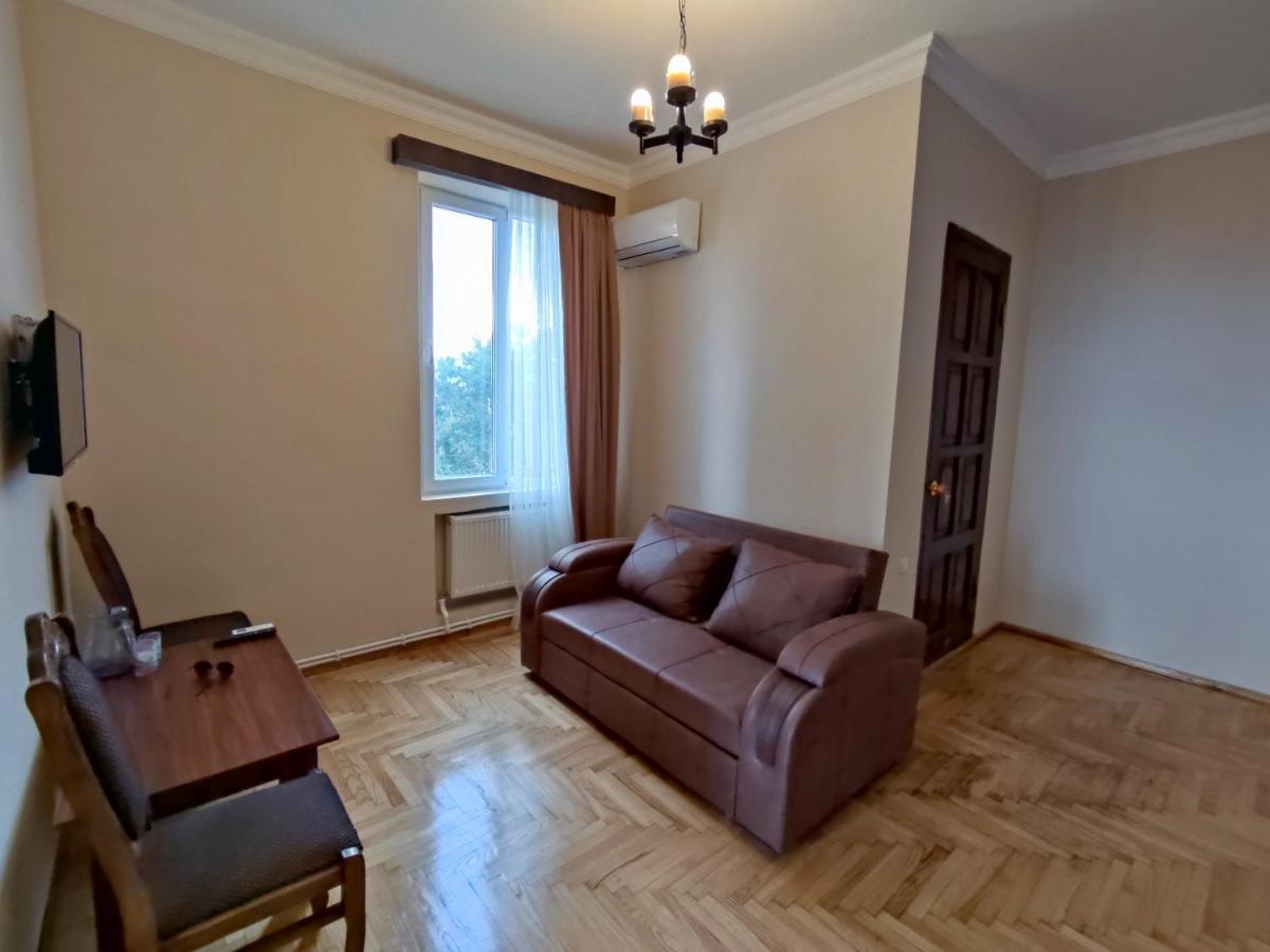Guesthouse White Swan Кобулеті Екстер'єр фото