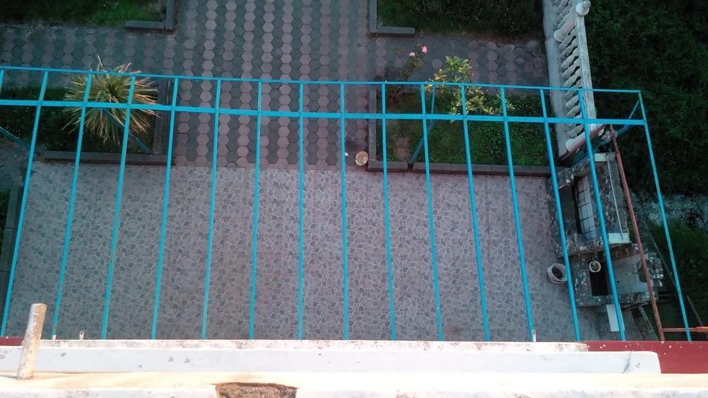 Guesthouse White Swan Кобулеті Екстер'єр фото