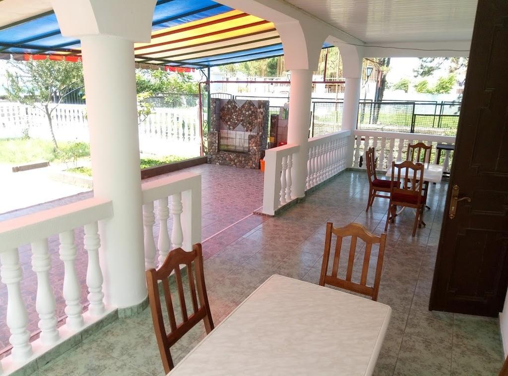 Guesthouse White Swan Кобулеті Екстер'єр фото
